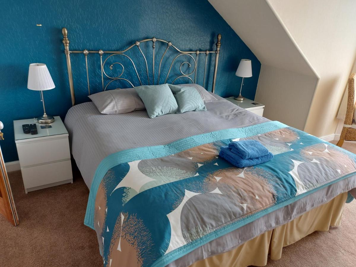 Girvan Guest House Luaran gambar